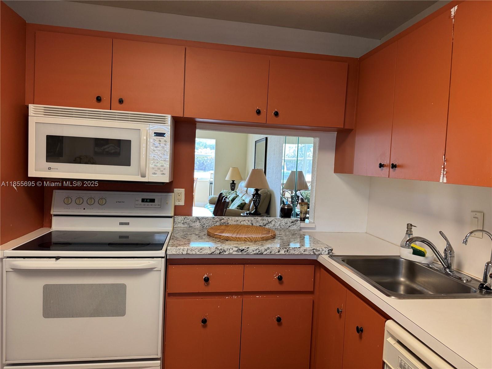 HOLIDAY SPRINGS VILLAGE 1 - Residential