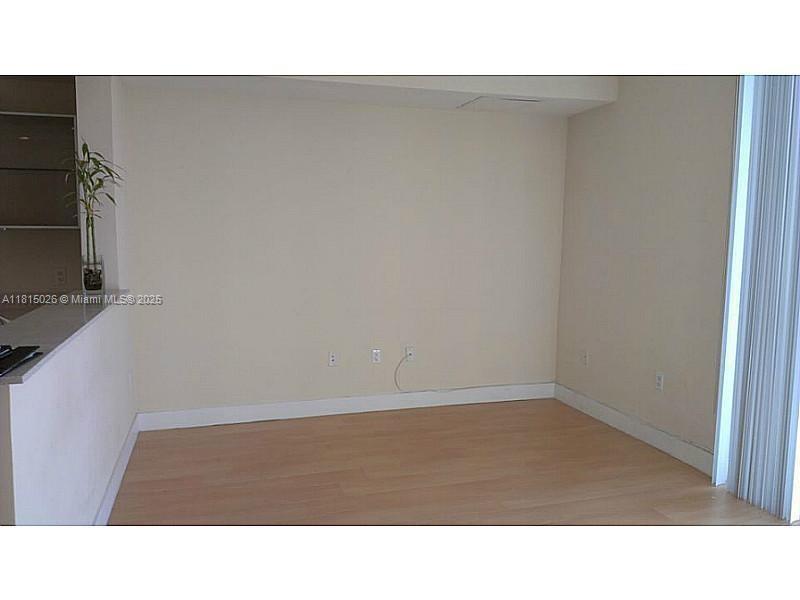 350 NE 24th St 407