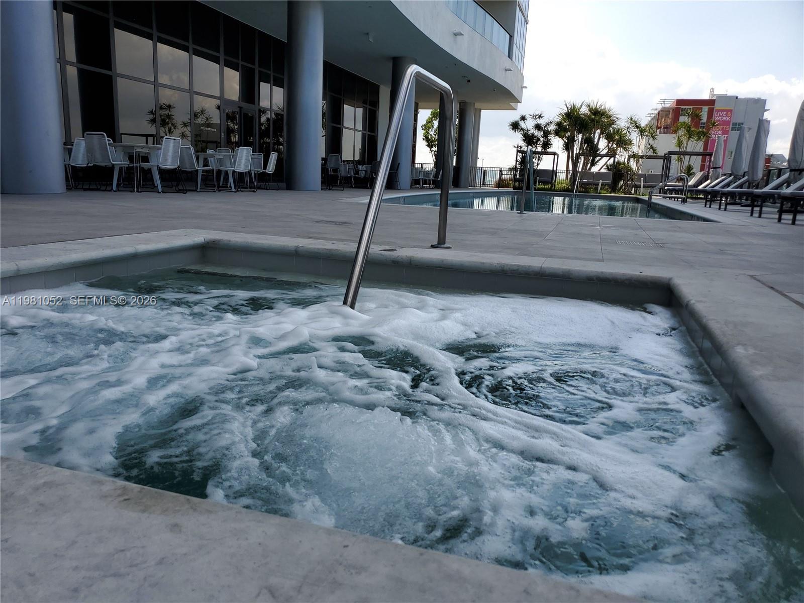 CANVAS CONDO - Residential Lease