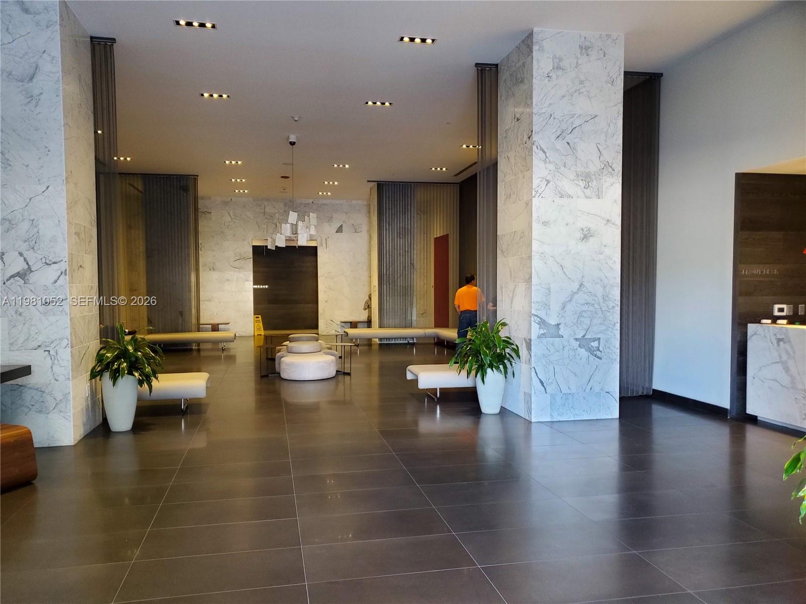 CANVAS CONDO - Residential Lease