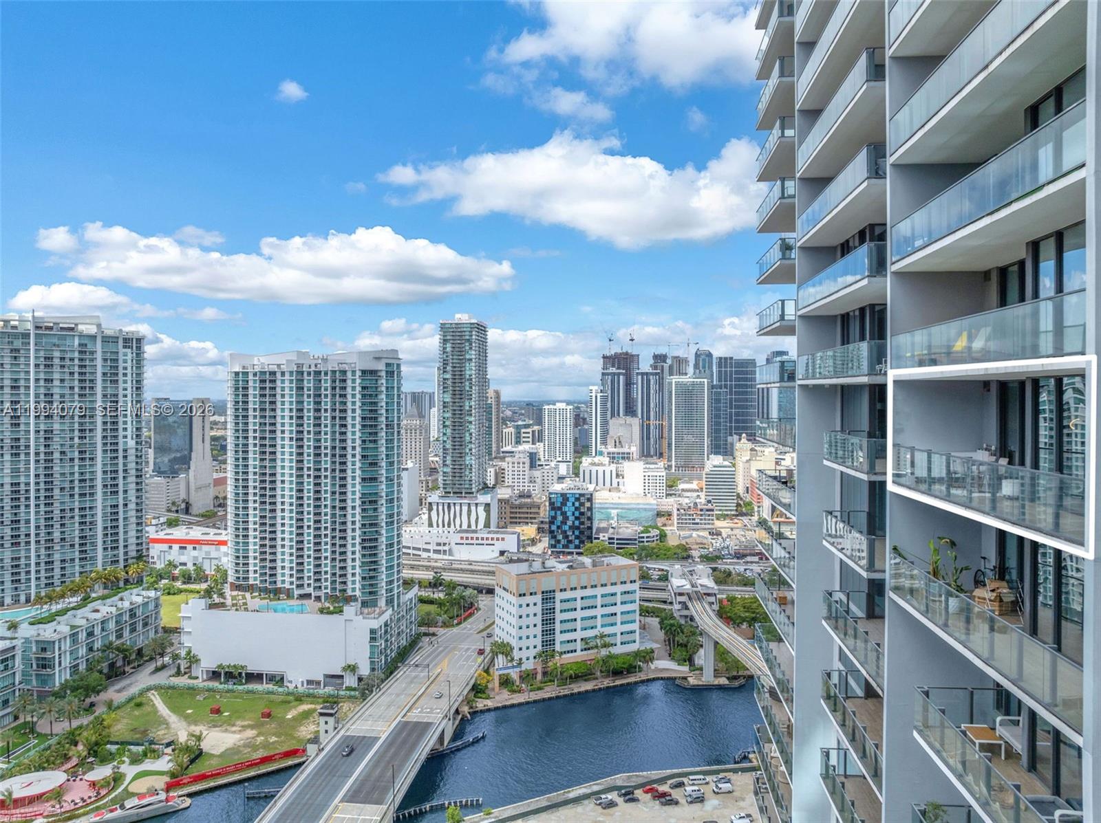 REACH CONDO - Residential Lease