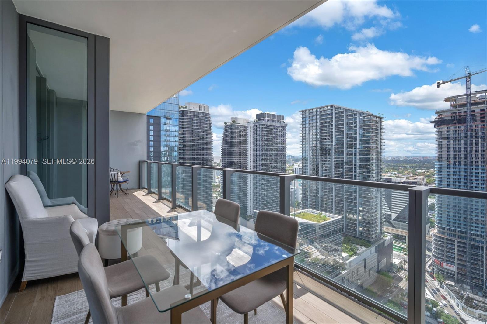 REACH CONDO - Residential Lease