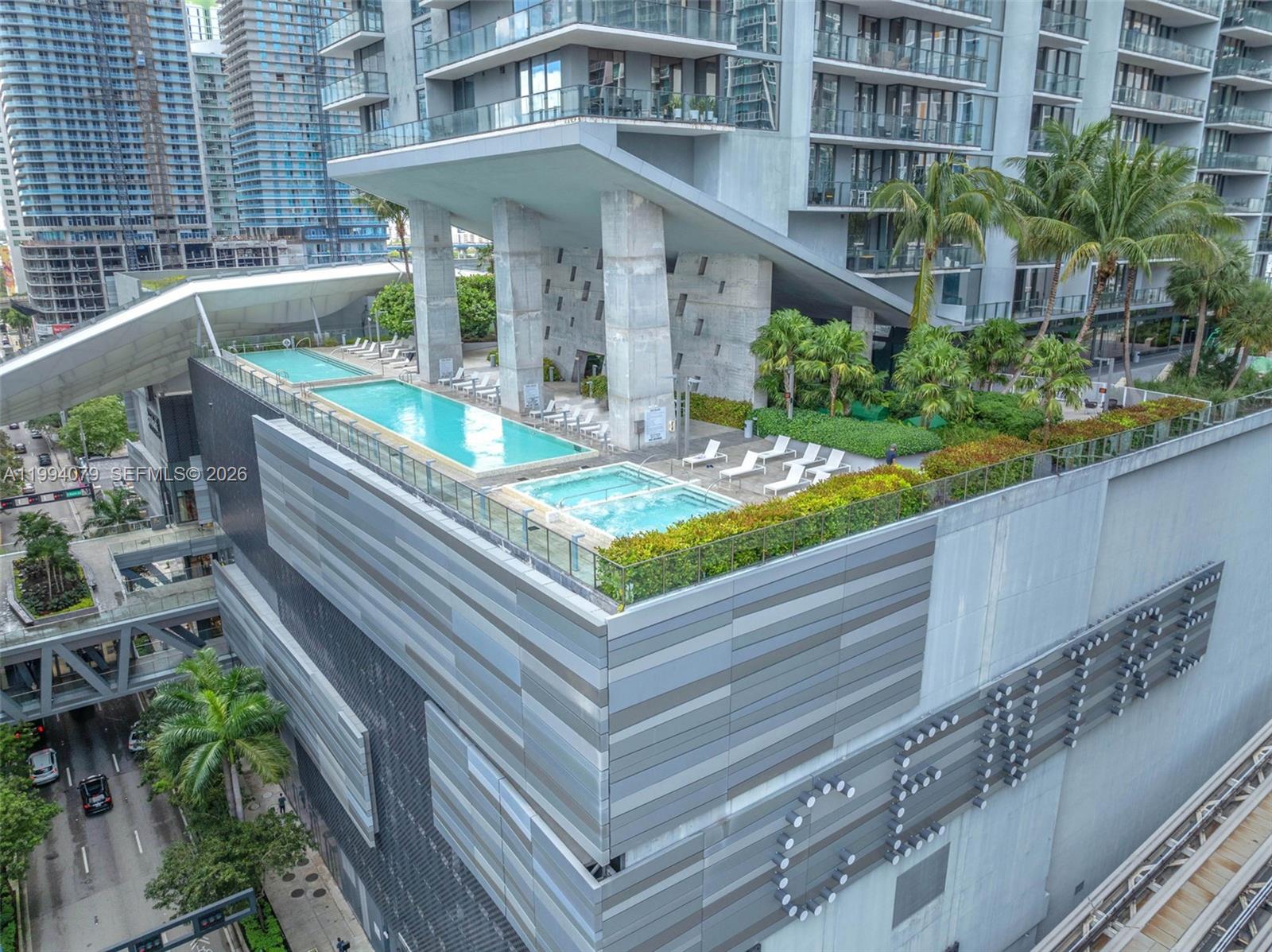 REACH CONDO - Residential Lease