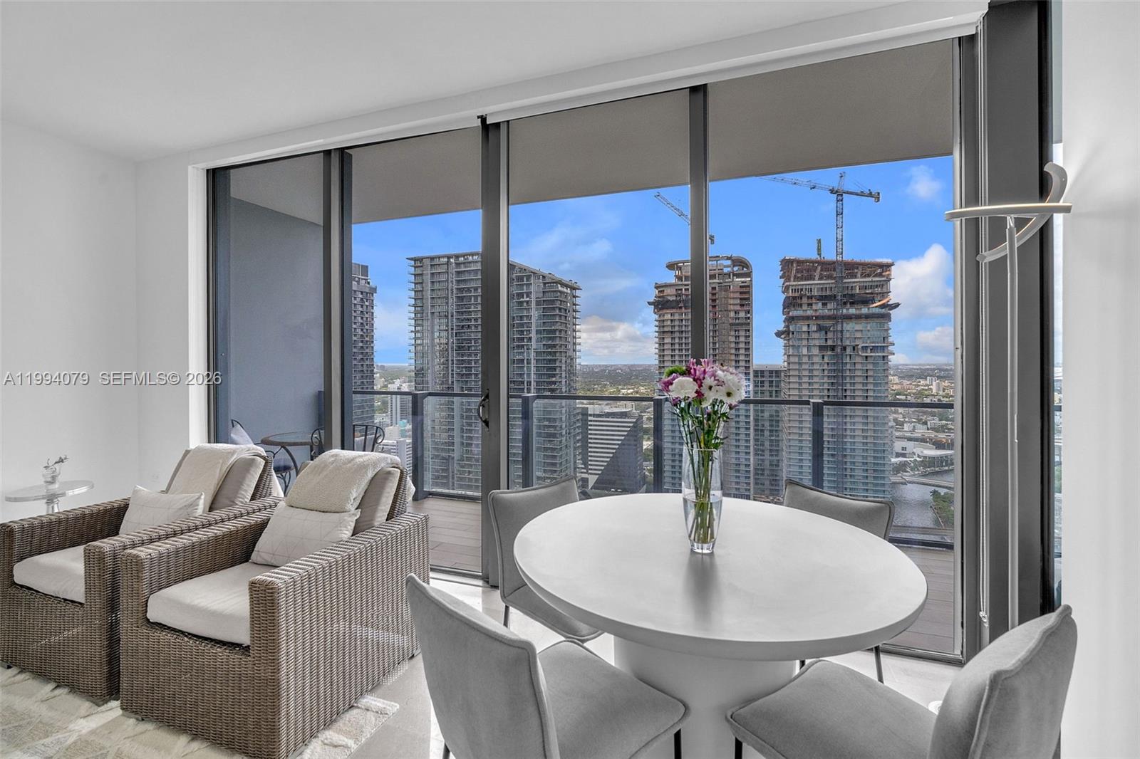 REACH CONDO - Residential Lease