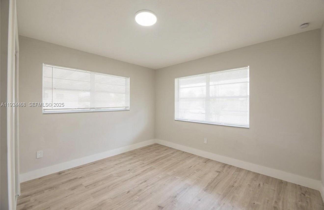 MELROSE MANOR - Residential