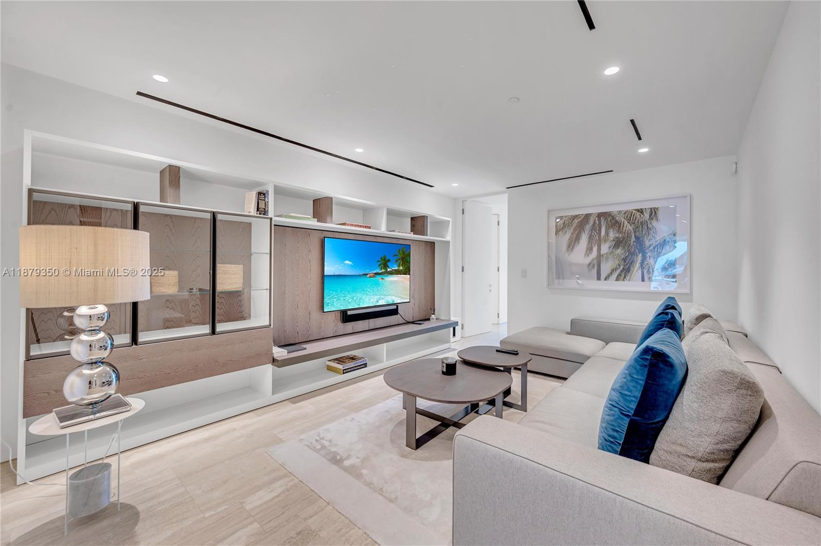 SURF CLUB CONDO - Residential