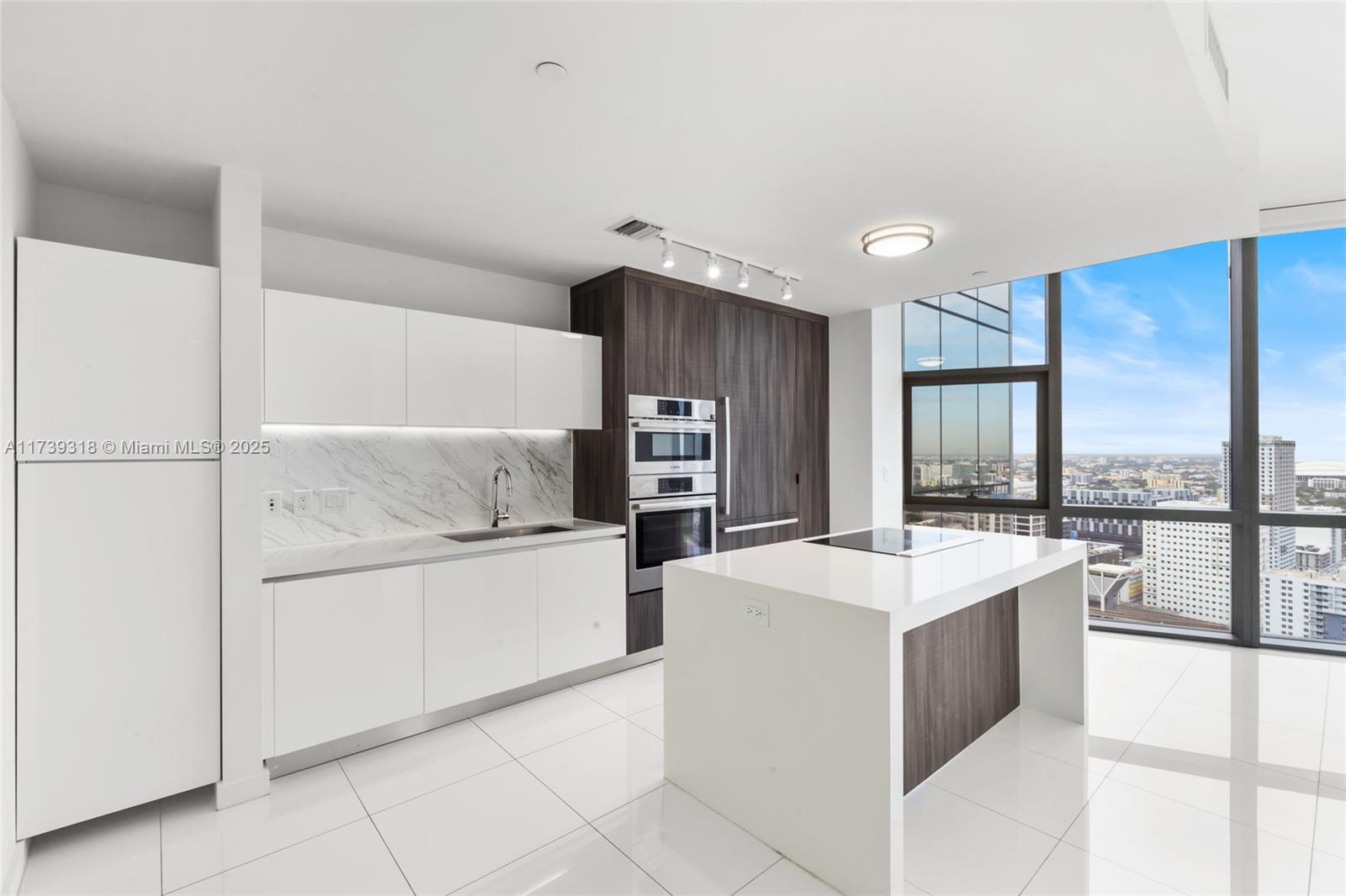 Property for Sale at 851 Ne 1st Ave 3202, Miami, Broward County, Florida - Bedrooms: 1 
Bathrooms: 2  - $680,000