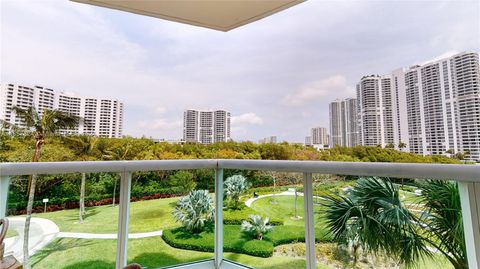 A home in Aventura