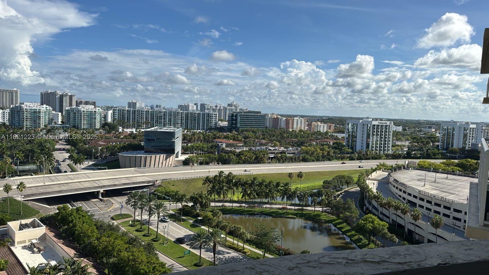 19501 W Country Club Dr 1706, Aventura, Miami-Dade County, Florida - 1 Bedrooms  
1 Bathrooms - 