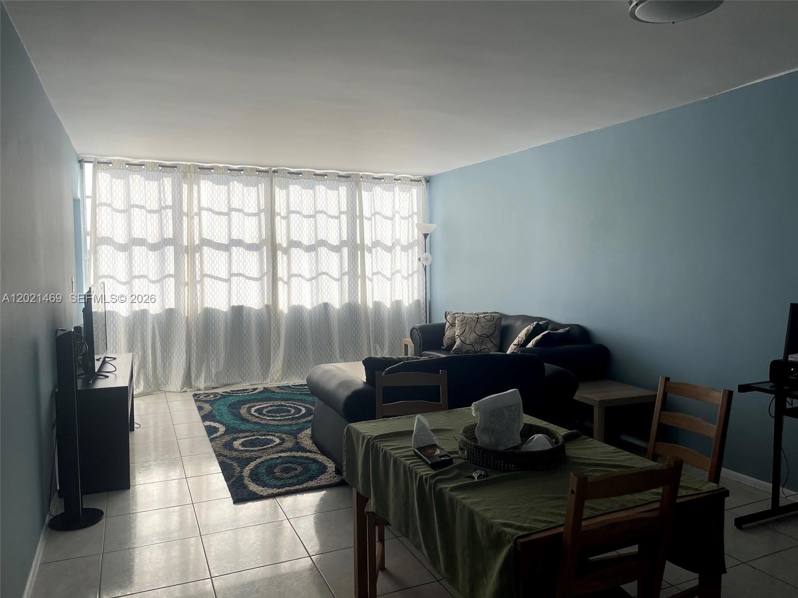 BUCKLEY TOWERS CONDO - EA - Residential