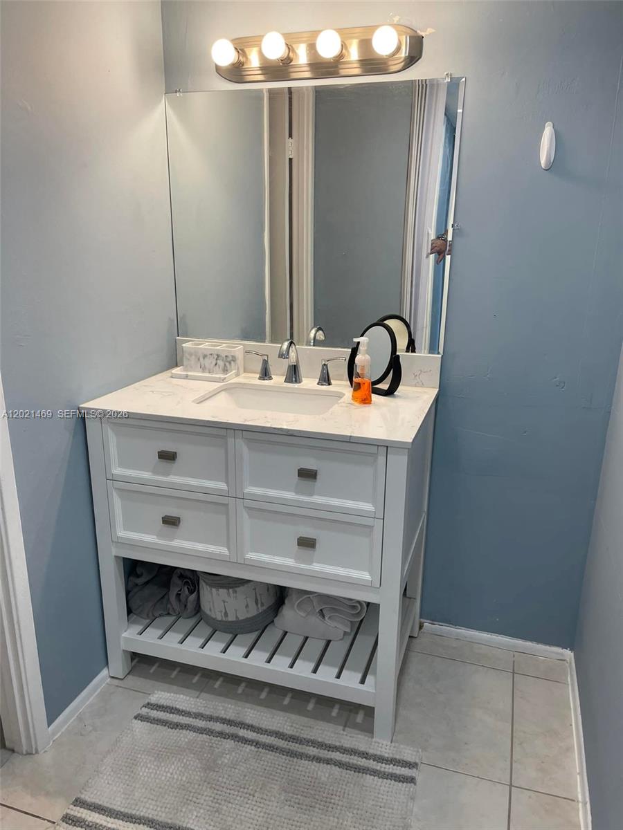 BUCKLEY TOWERS CONDO - EA - Residential