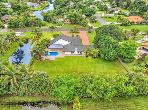 A home in Davie