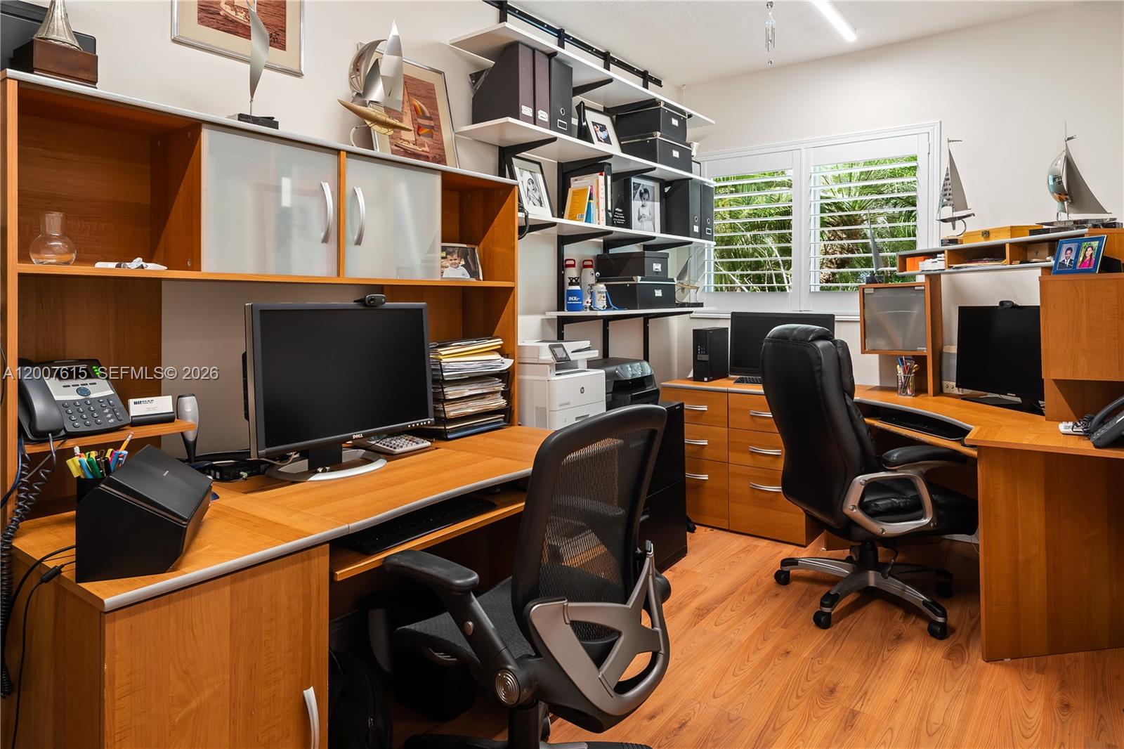 PARIS MANOR EAST - Residential