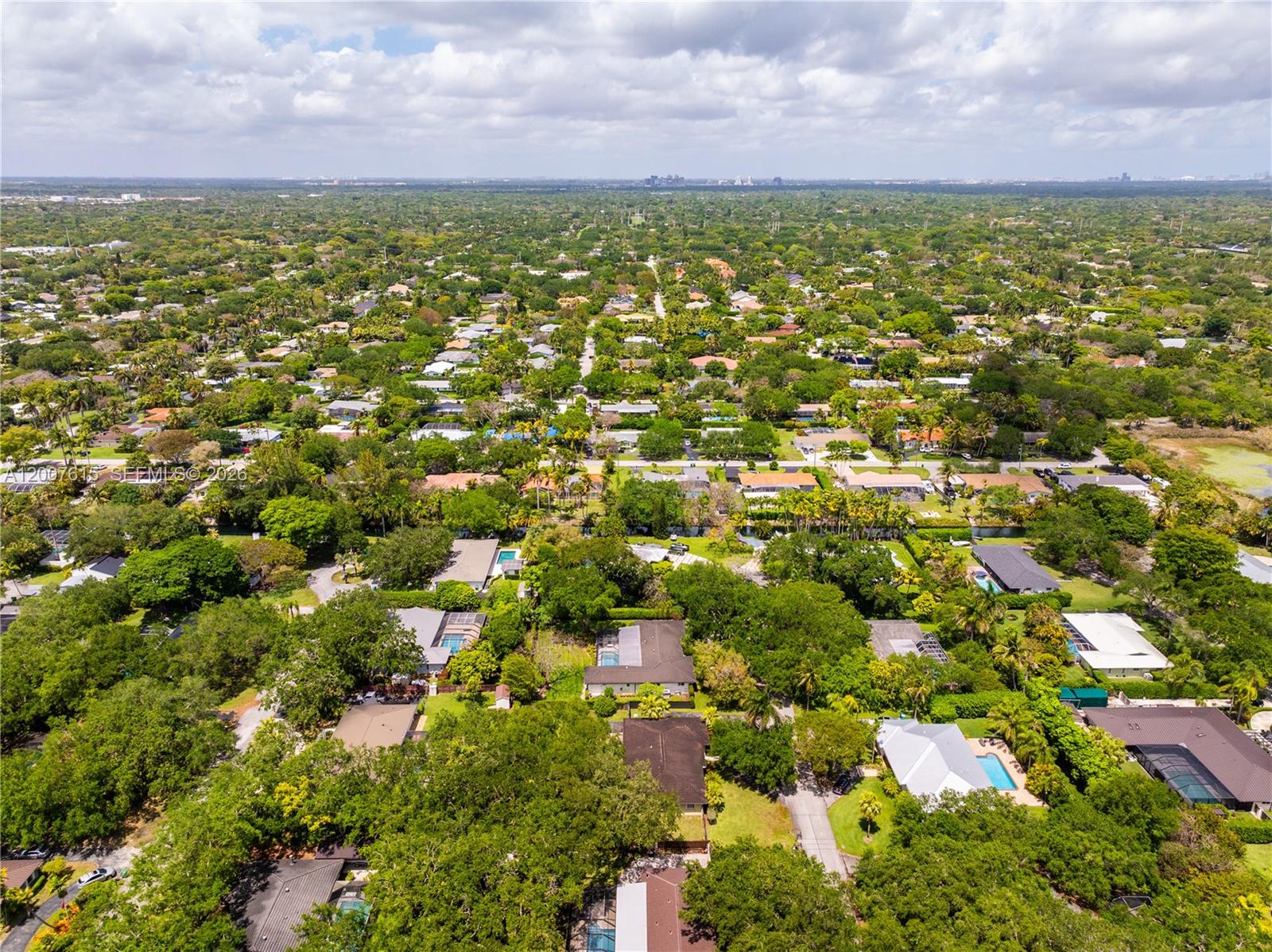 PARIS MANOR EAST - Residential