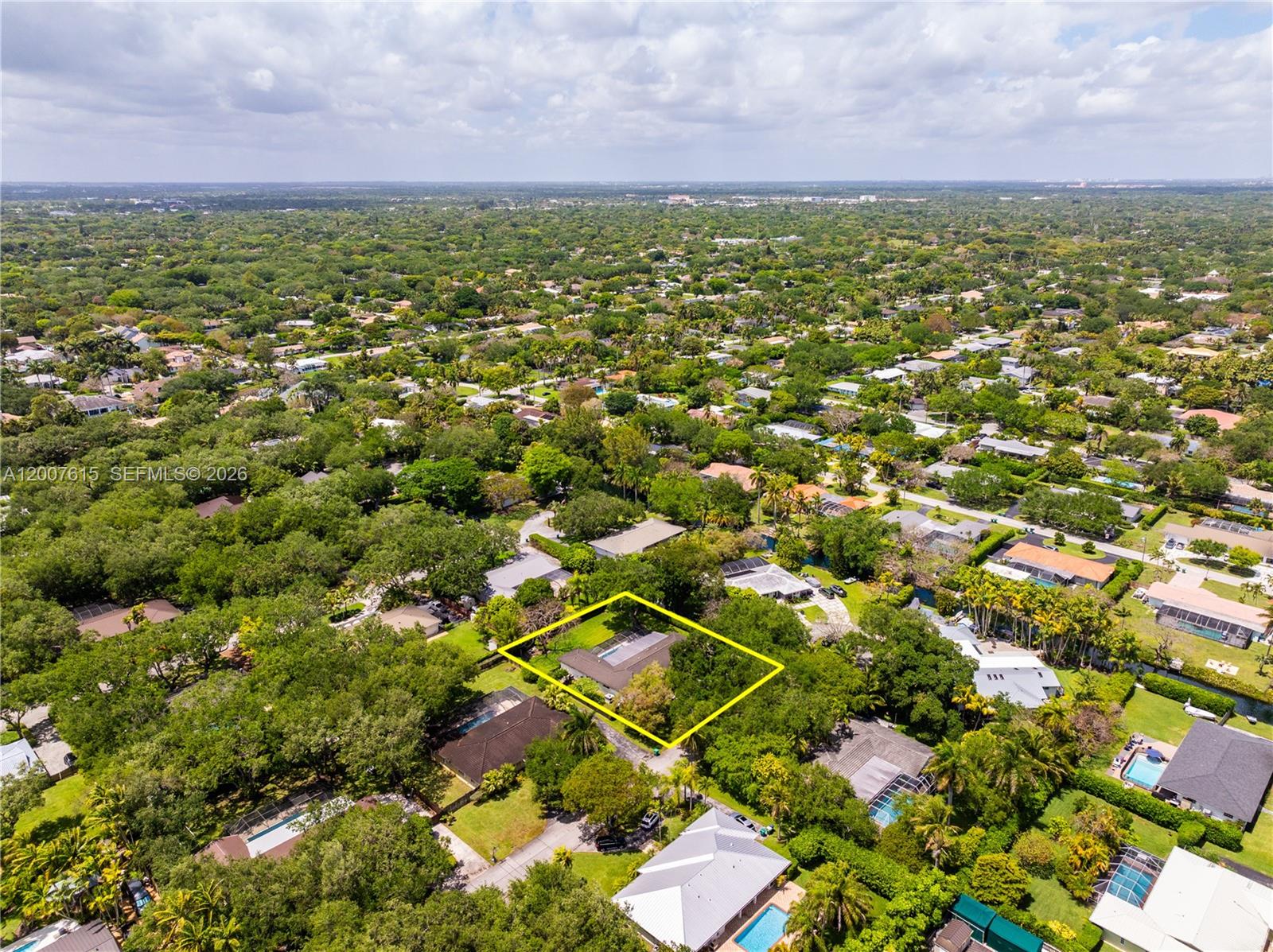 PARIS MANOR EAST - Residential