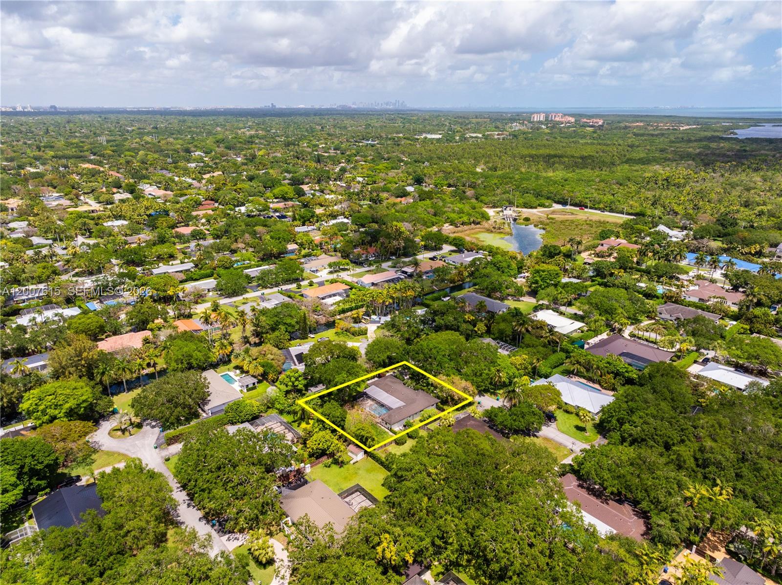 PARIS MANOR EAST - Residential