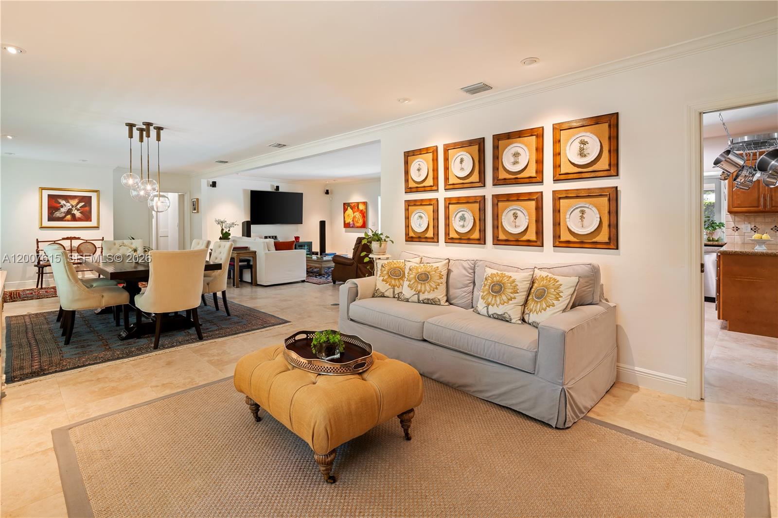 PARIS MANOR EAST - Residential