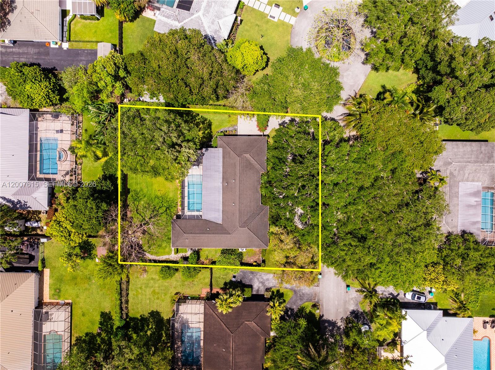 PARIS MANOR EAST - Residential