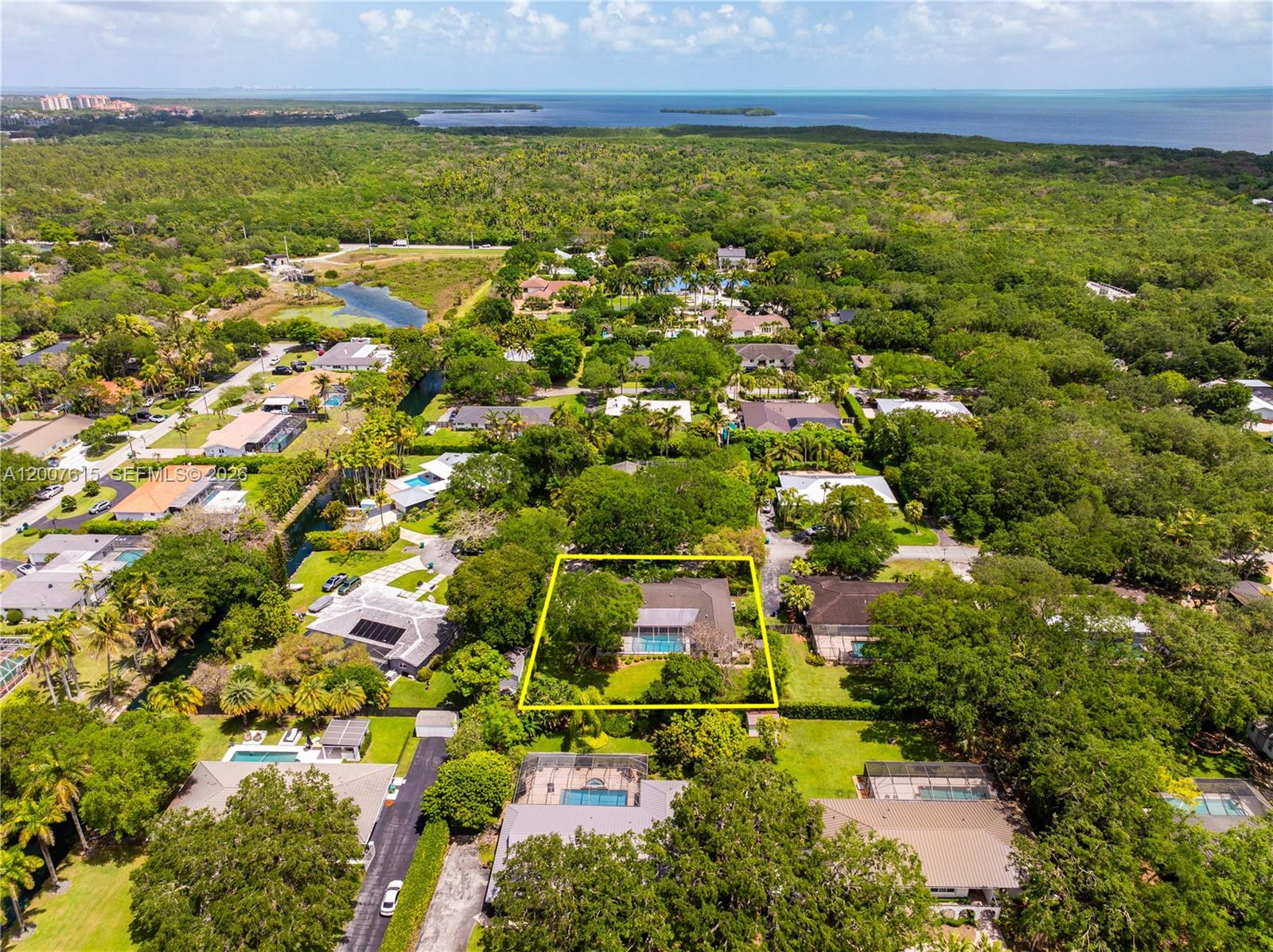 PARIS MANOR EAST - Residential