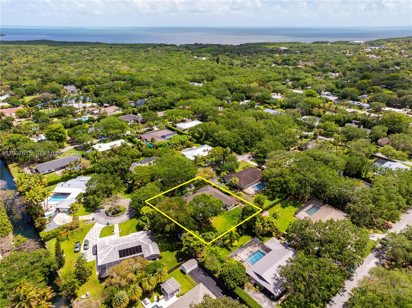 PARIS MANOR EAST - Residential