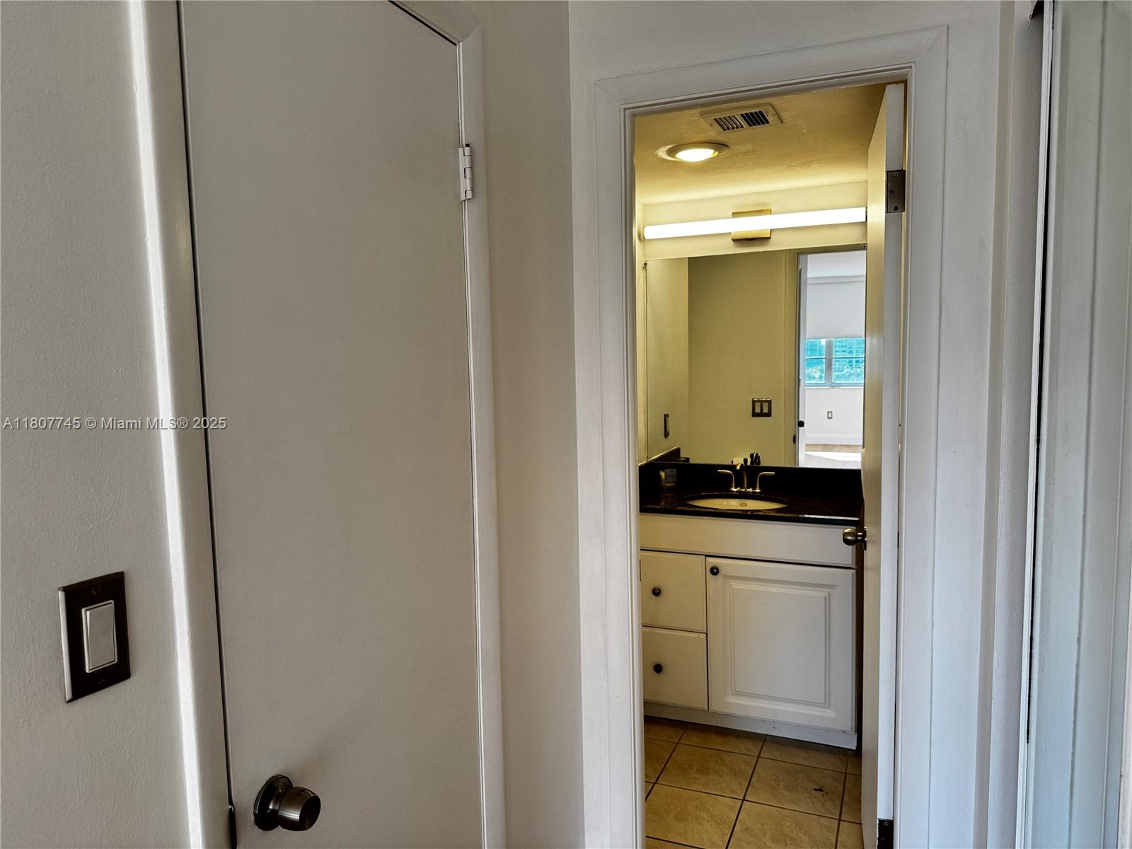 ADMIRALS PORT CONDO WEST - Residential Lease