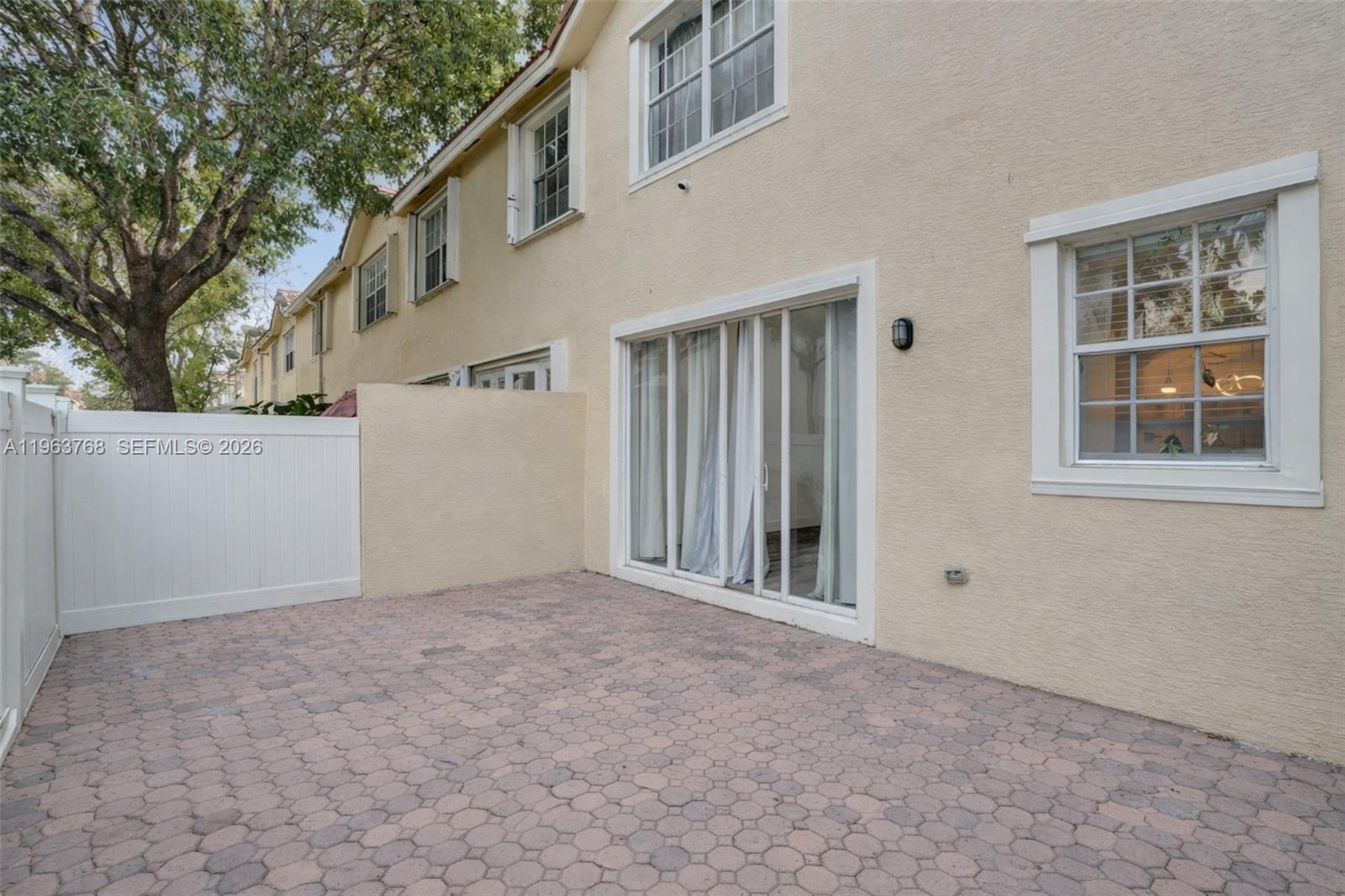 SILVER FALLS POD - Residential