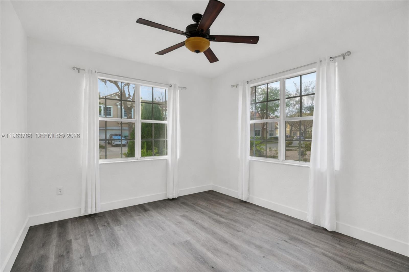 SILVER FALLS POD - Residential