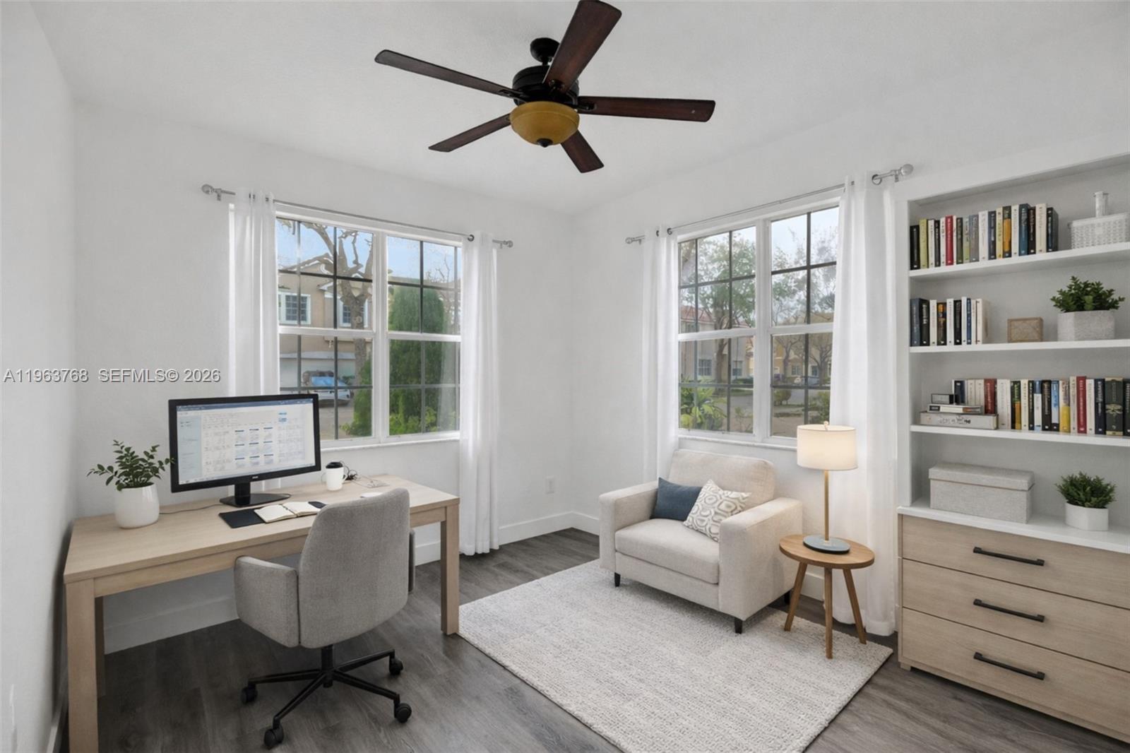 SILVER FALLS POD - Residential