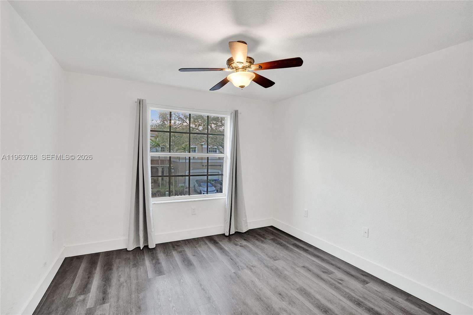 SILVER FALLS POD - Residential