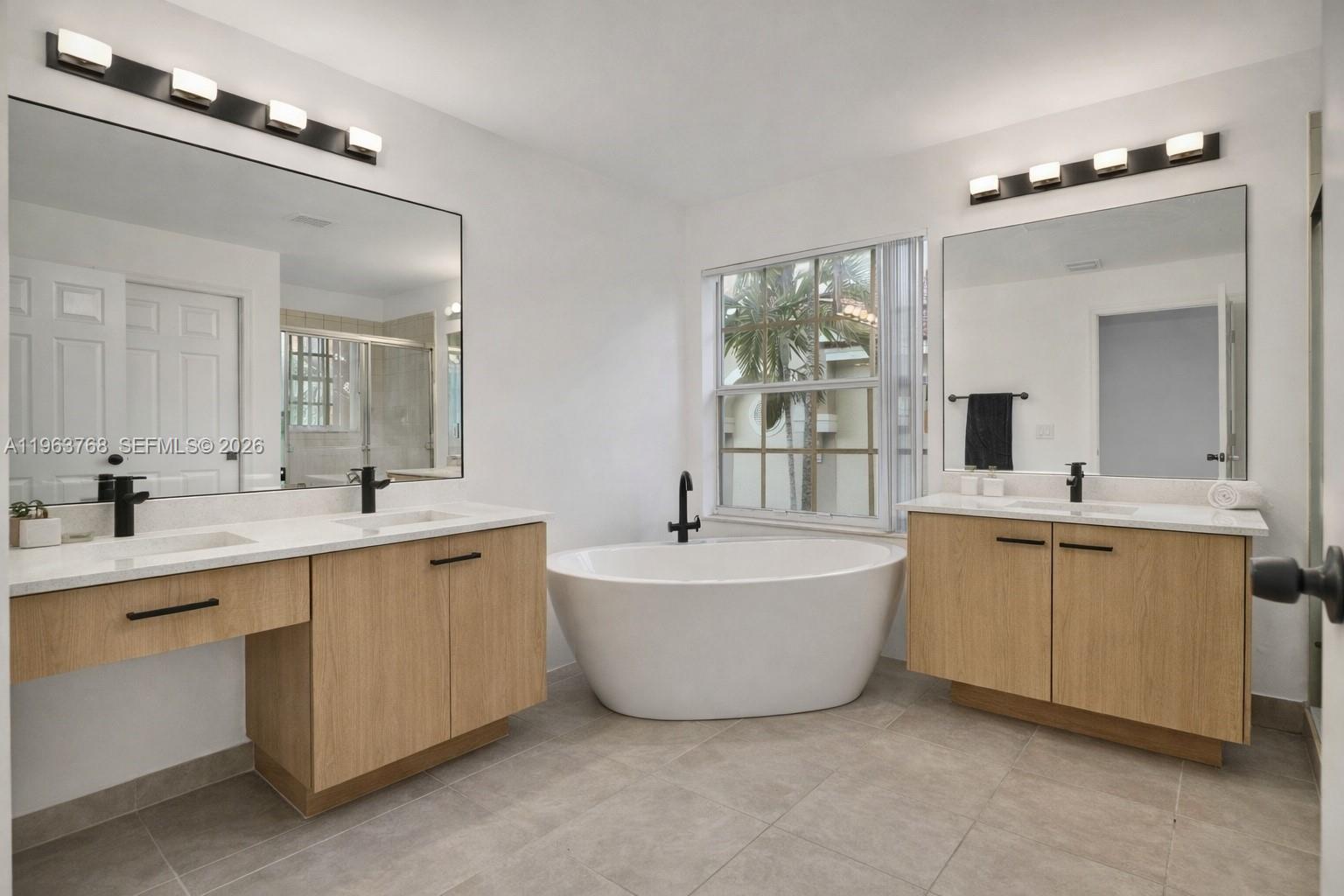 SILVER FALLS POD - Residential