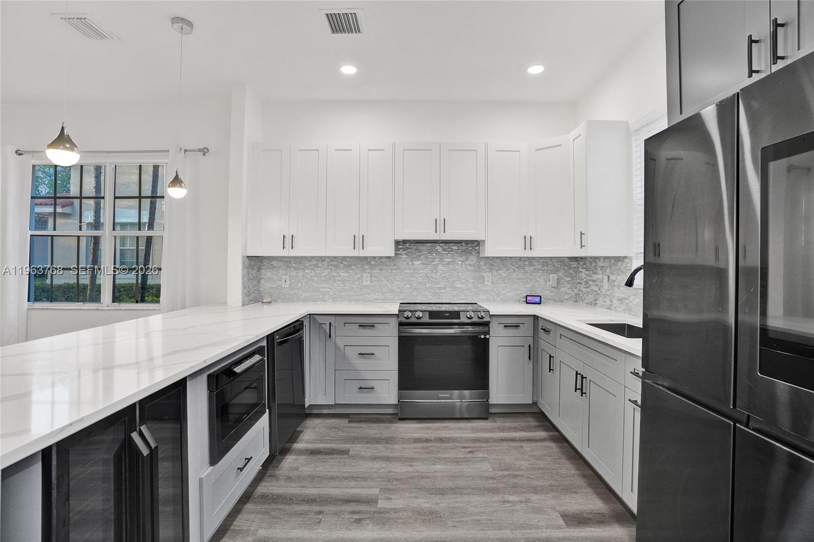 SILVER FALLS POD - Residential