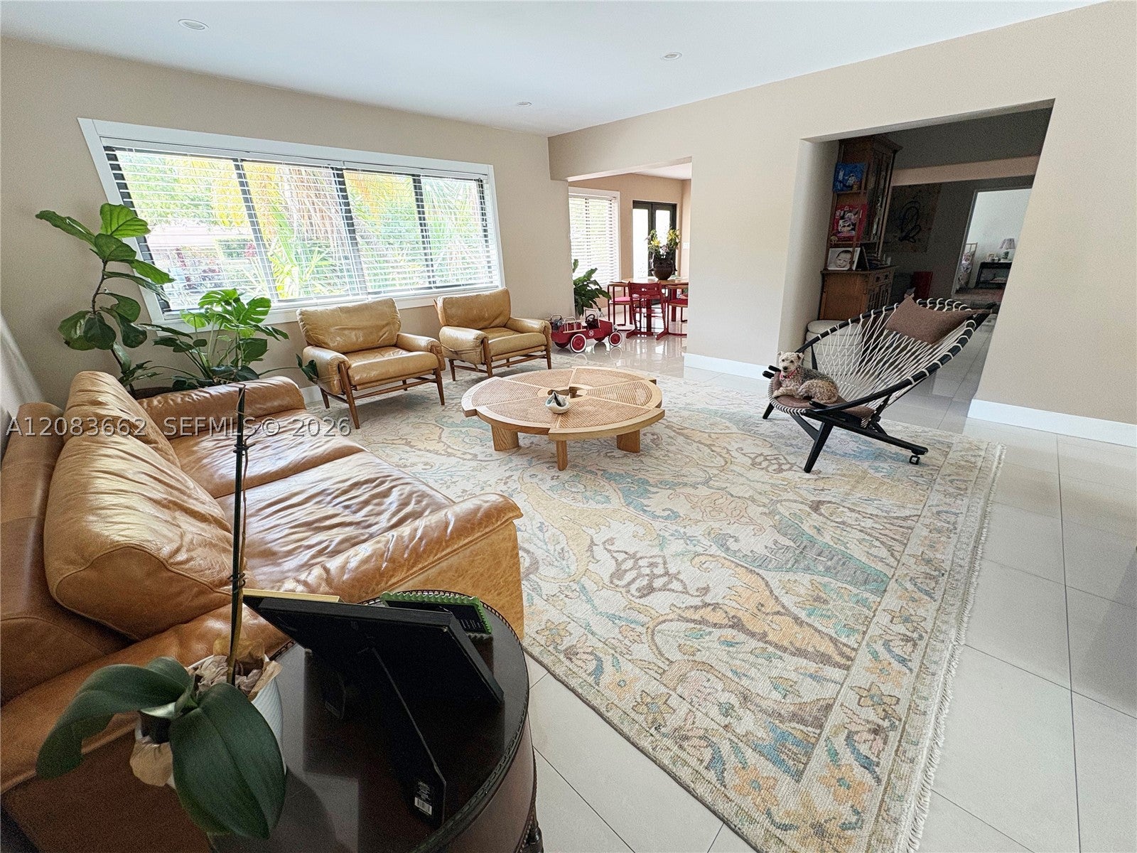 225 W Heather Dr 225