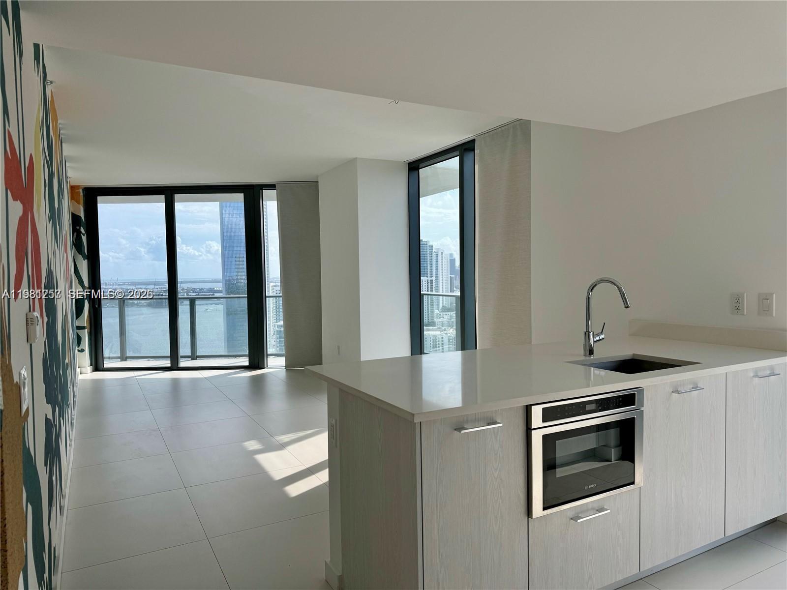 PARAISO BAYVIEWS CONDO - Residential