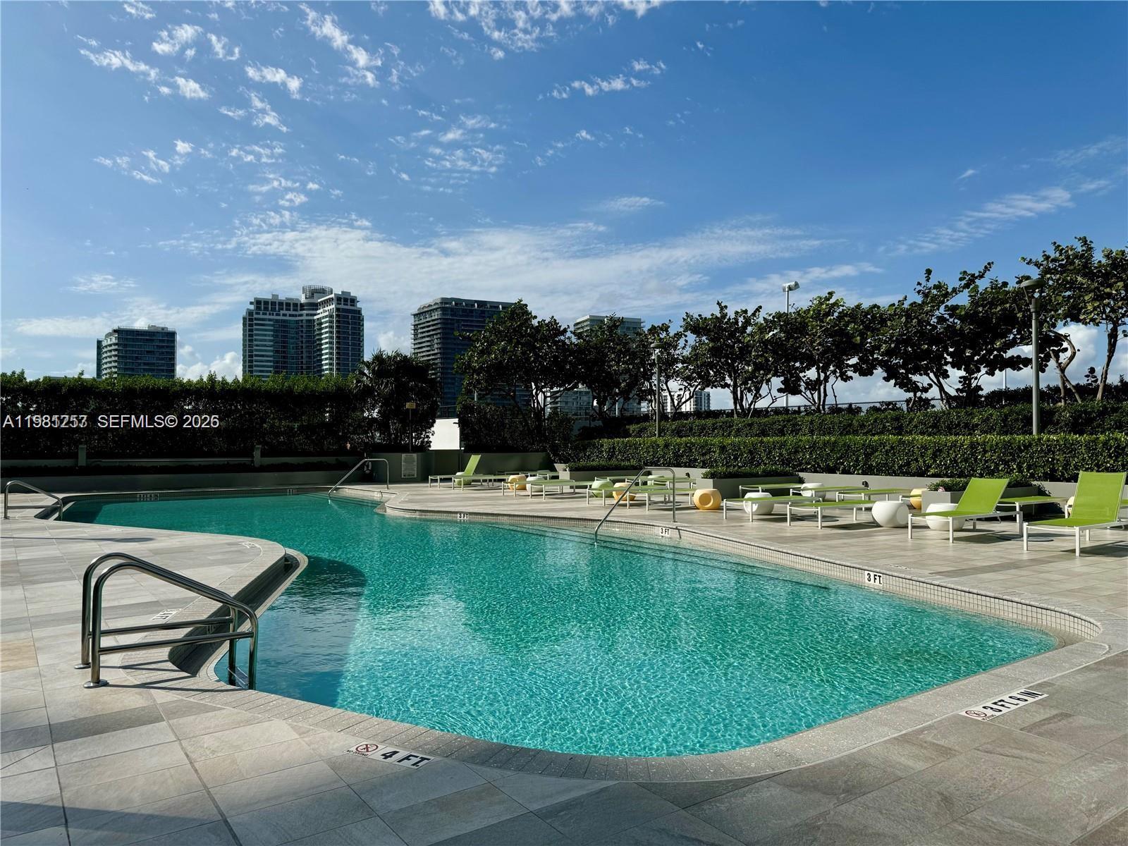 PARAISO BAYVIEWS CONDO - Residential