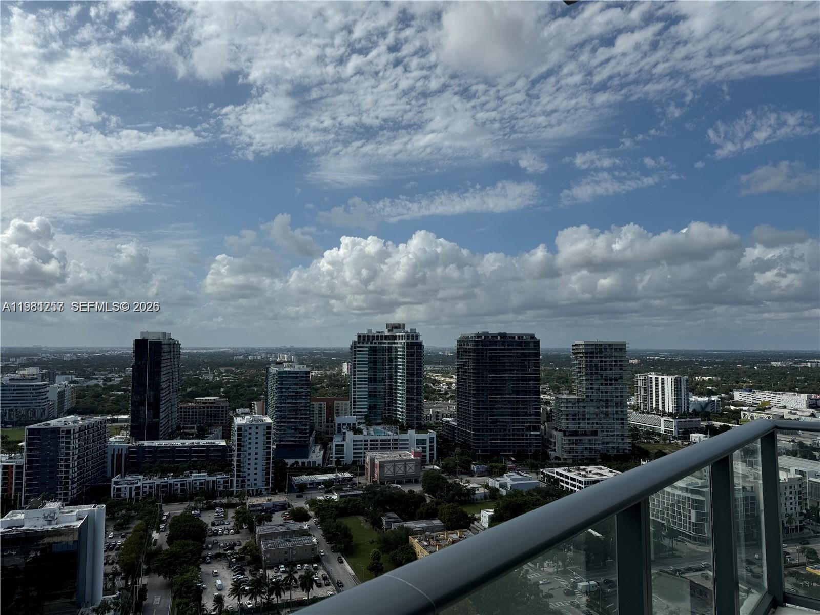 PARAISO BAYVIEWS CONDO - Residential