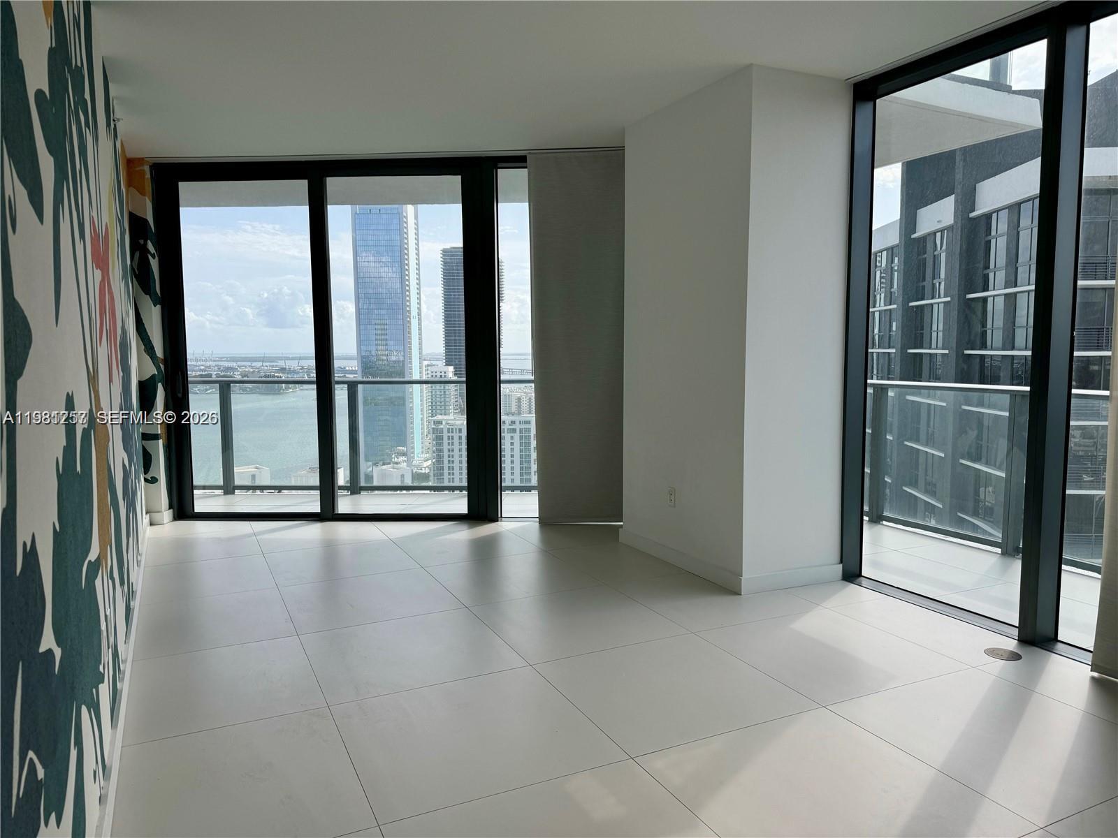 PARAISO BAYVIEWS CONDO - Residential