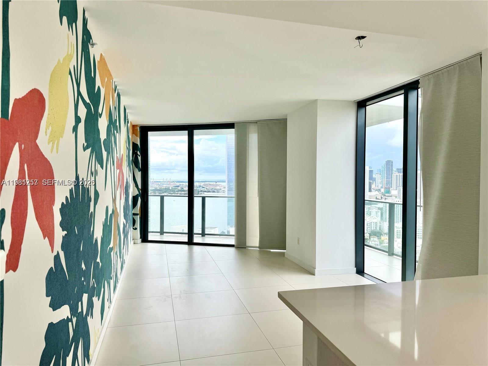 PARAISO BAYVIEWS CONDO - Residential