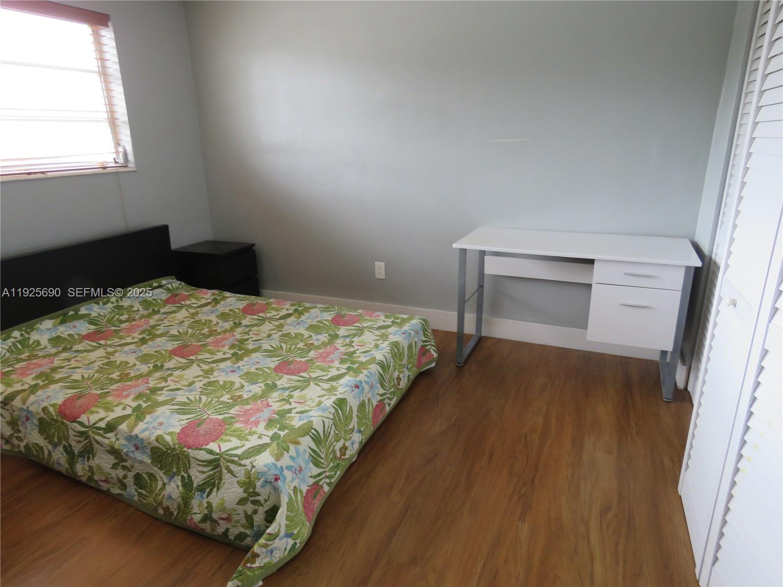 SUTTON HOUSE CONDO - Residential Lease