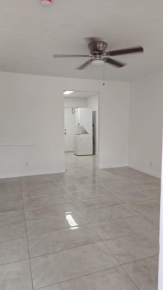 1051 NW 27th Ave 2
