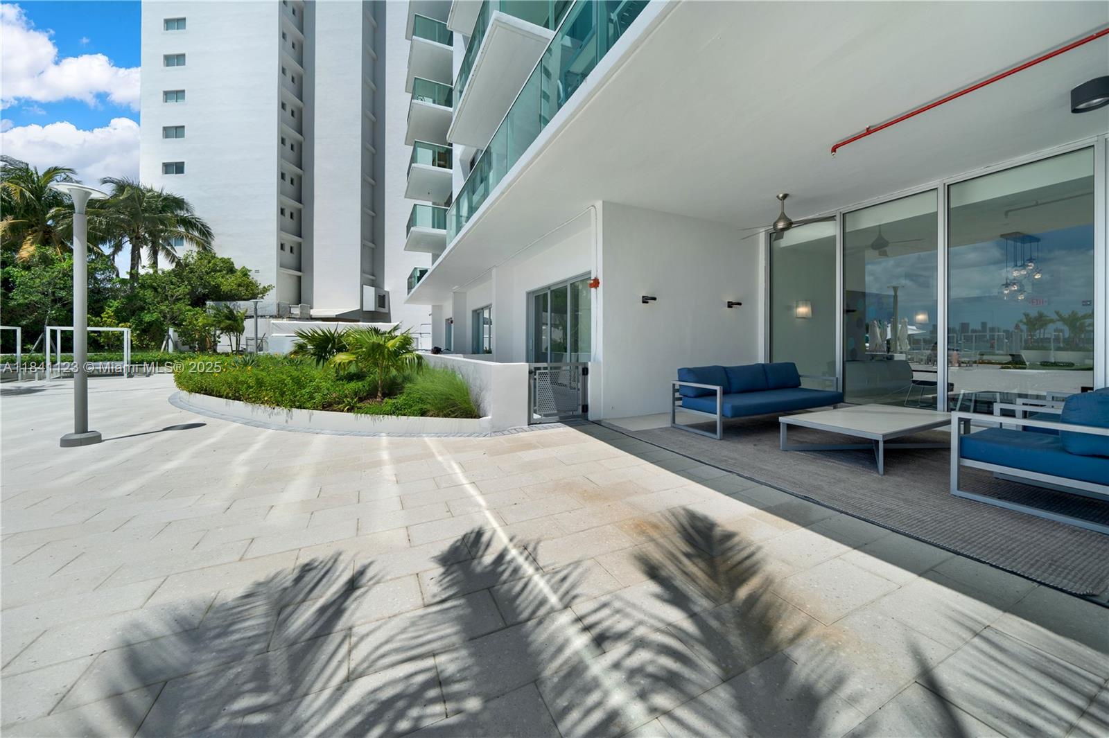 1000 West Ave BS101