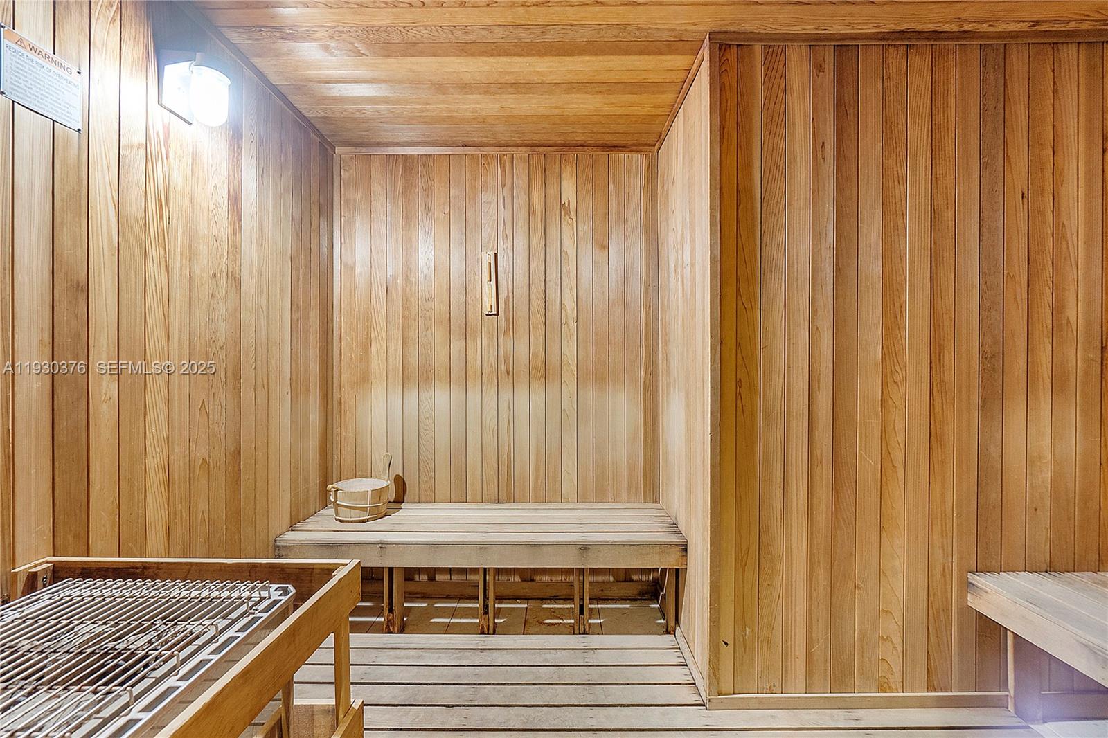 TDR TOWER III CONDO - Residential