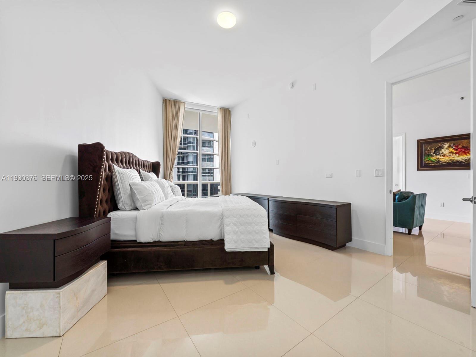 TDR TOWER III CONDO - Residential