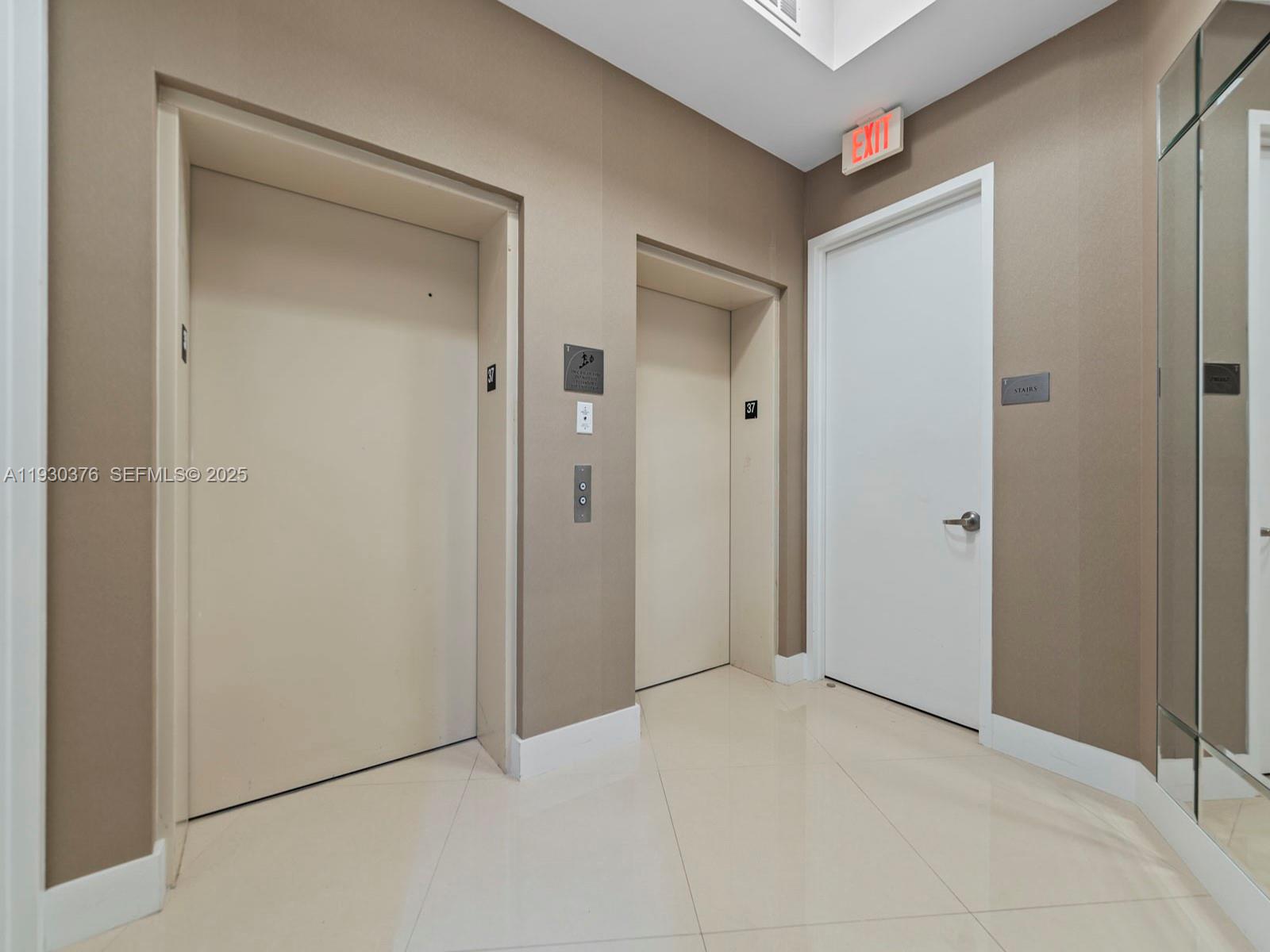 TDR TOWER III CONDO - Residential