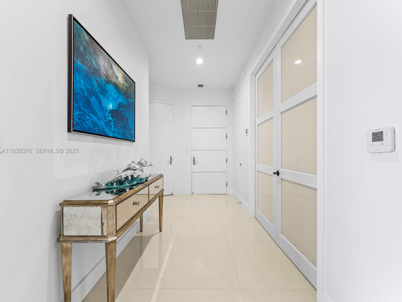 TDR TOWER III CONDO - Residential