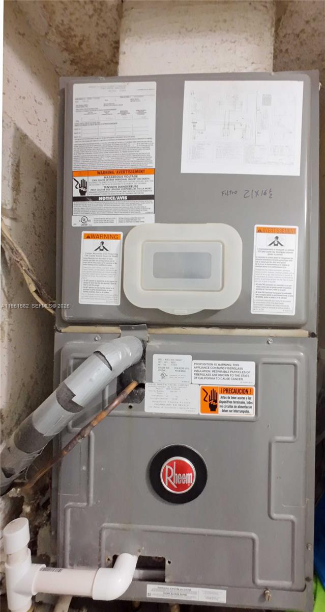 CARMEL AT CALIFORNIA CL C - Residential