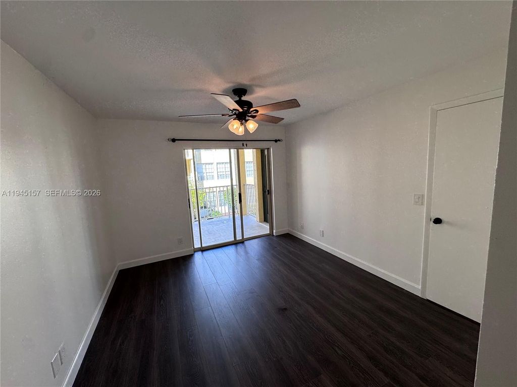 Photo of 6331 La Costa Dr #G, Boca Raton, FL 33433 (MLS # A11945157)