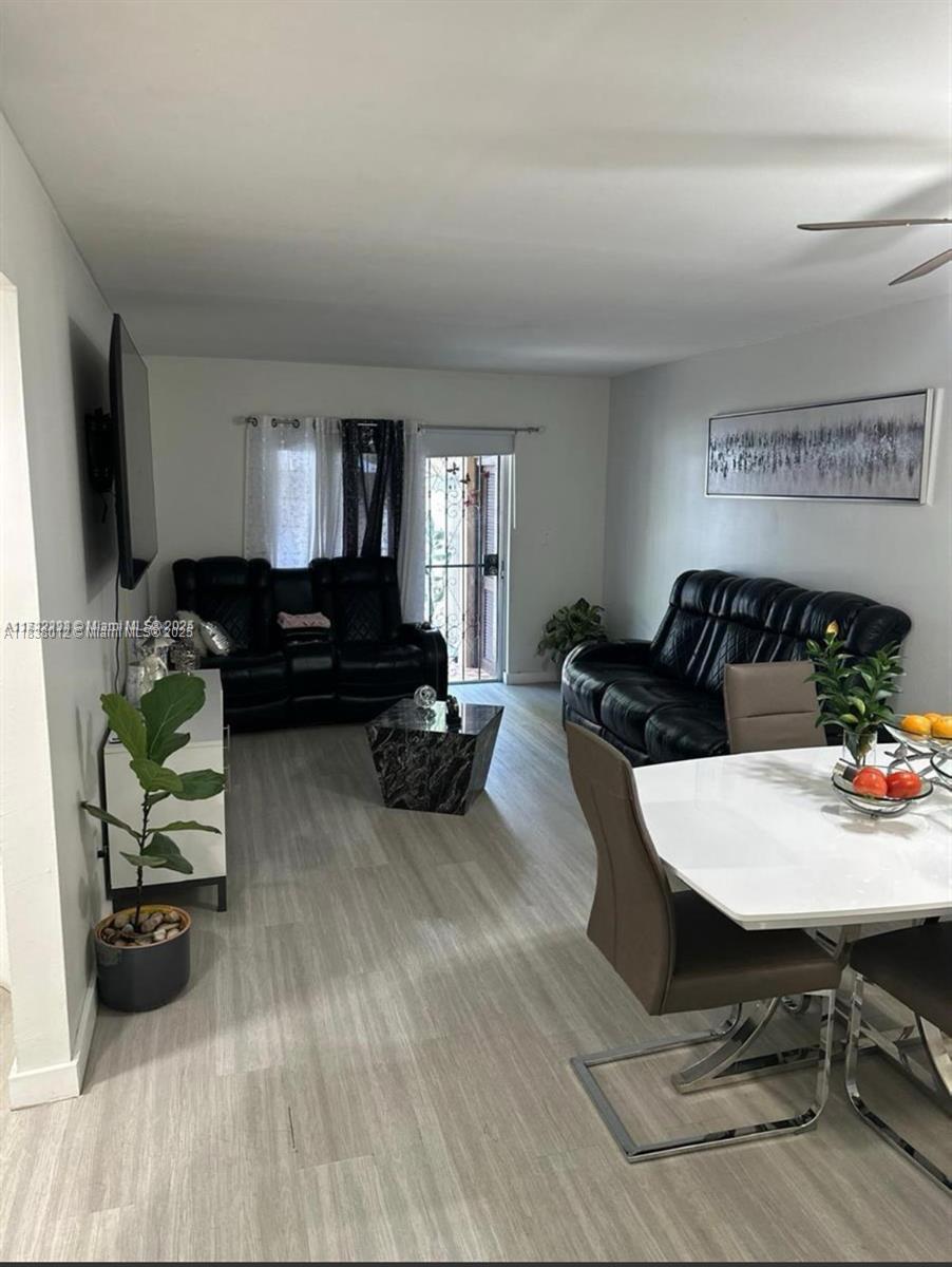 First-floor apartment for rent with a private patio, located in the heart of Sweetwater. Excellent location. Close to FIU, Dolphin Mall, Miami International Mall, Walmart, Publix, Costco, restaurants, and major highways such as the Turnpike and 836. A kitchen update will be completed. The building has already passed the 40-year certification. It’s an older building, but tranquil and well-maintained.