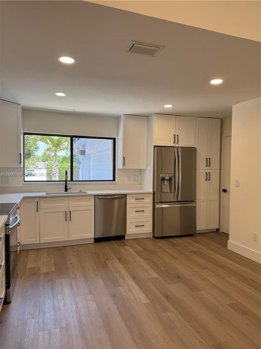 Photo of 9596 Everglades Park Ln, Boca Raton, FL 33428 (MLS # A11990363)