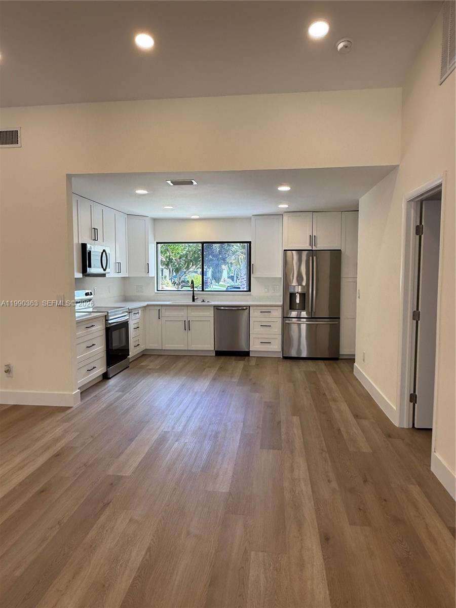 RAINBERRY PARK 3 - Residential
