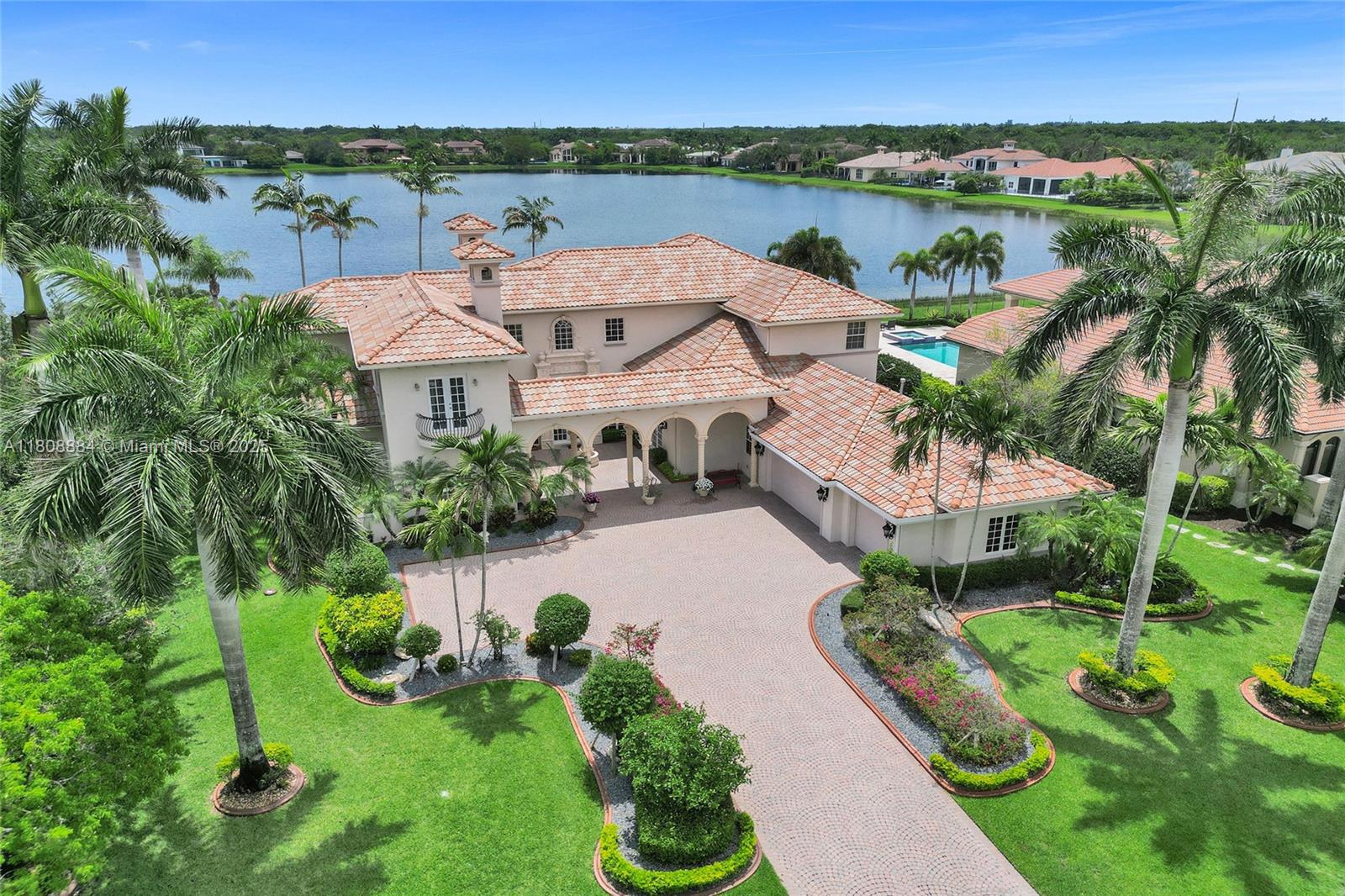 Property for Sale at 3308 Islewood Ave, Weston, Broward County, Florida - Bedrooms: 6 
Bathrooms: 8  - $4,475,000